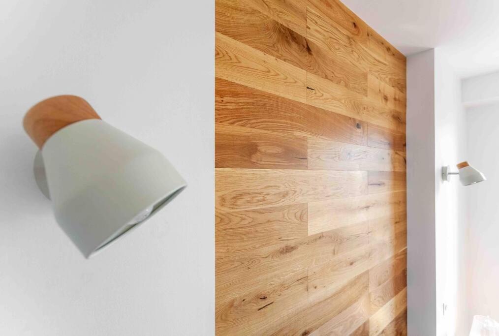 Le Lulli - Un T2 Moderne Et Epure Apartamento Marselha
