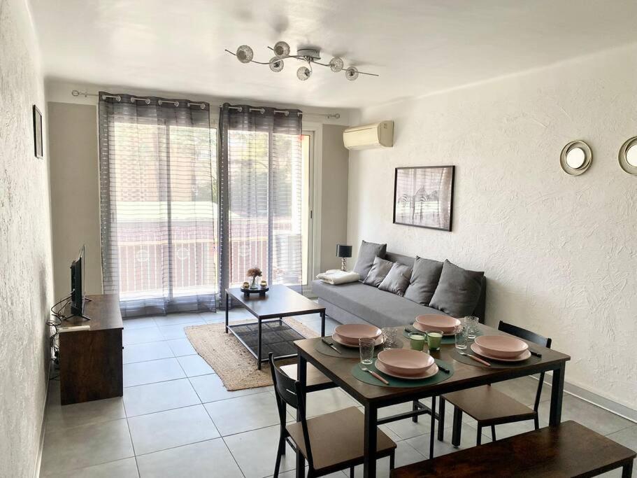 O Chartreux Wifi & Parking Apartment