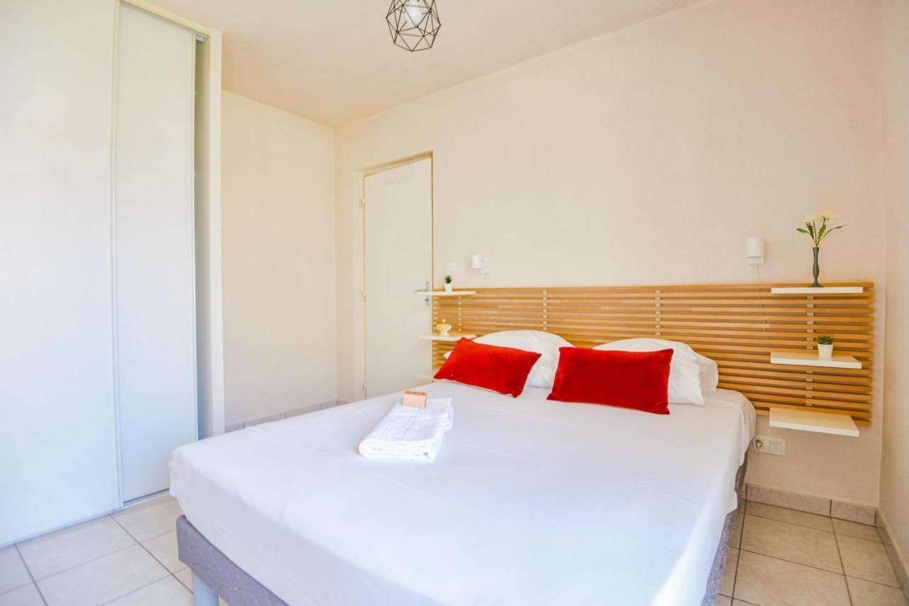 Appart 1 Ch Balcon Proche Saint-charles Et Metro Apartment Marseilles