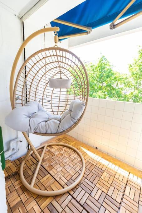 T5, 4 Chambres, St Charles/joliette Wifi, Terrasse Apartment *