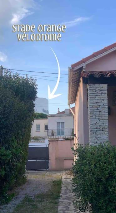 Agreable Maison Provencale Avec Jardin Marsella