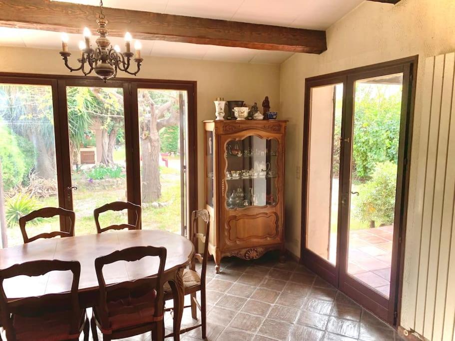 Agreable Maison Provencale Avec Jardin Holiday home *