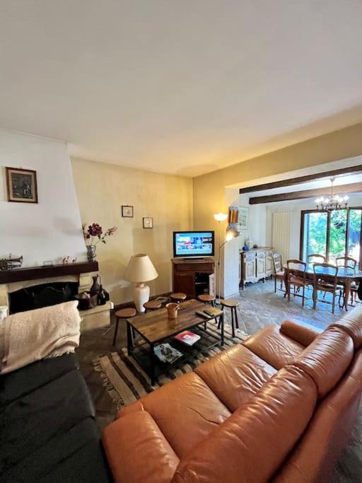 Сasa de vacaciones Agreable Maison Provencale Avec Jardin