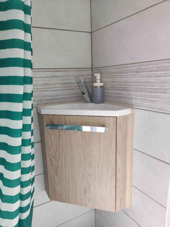 Studio Bleu En Face De La Gare 10mn Au Vieux Port Appartement
