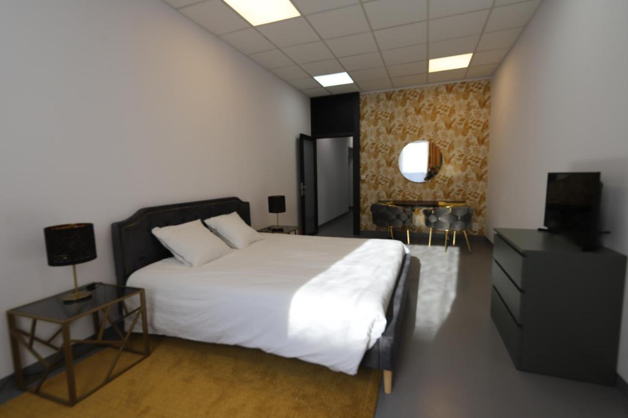 Aparthotel Loft 250m2 Avec Ecran Led Geant De 10m2