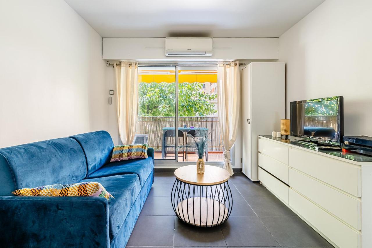 Vieux-port: Climatise + Balcon Apartamento