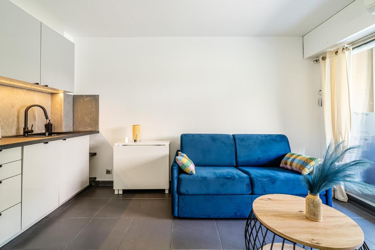 Vieux-port: Climatise + Balcon Marselha