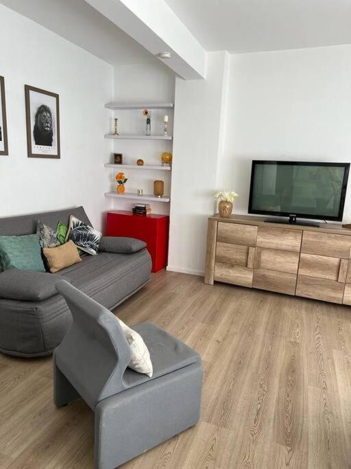 Apartment Le Building: 5 Pax Centre Marseilles