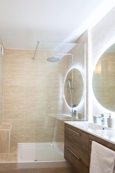 Sablier T4 Parking Dans Securisee Apartment Marseille