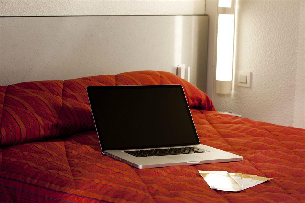 Ibis Centre Prefecture Hotel