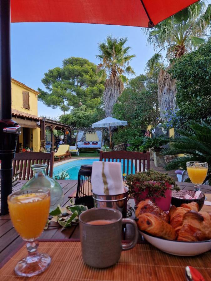 Couette-café Chez Guy *