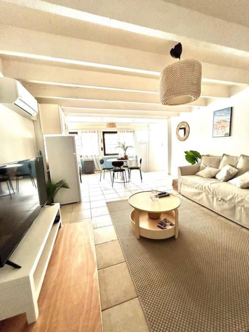 Le Cabanon A Pepe, Aux Goudes *