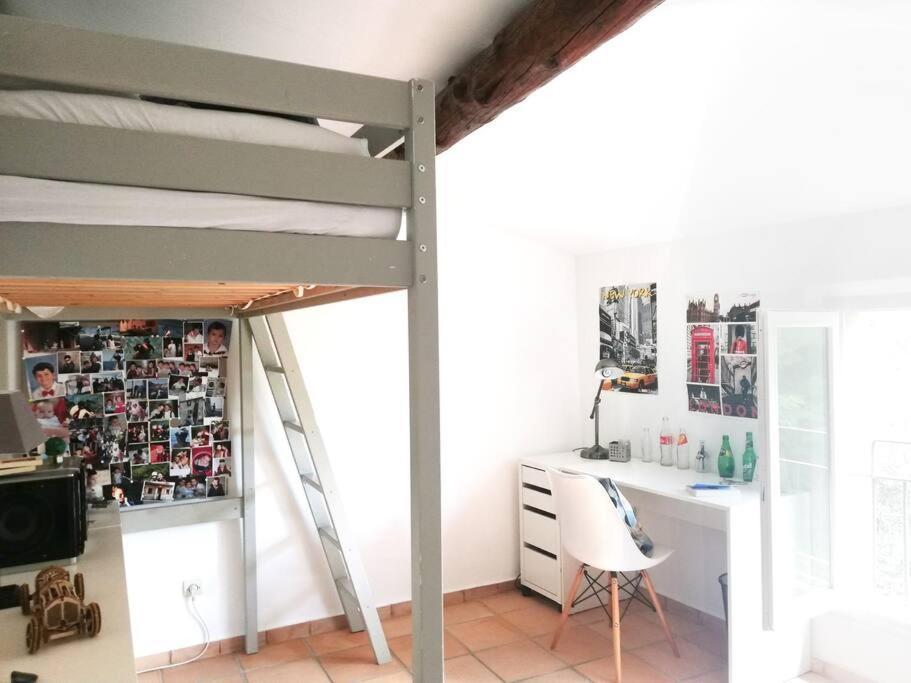 Beautiful Mas With Swimming Pool In Provence / Maison Provencale Avec Piscine * Marseille