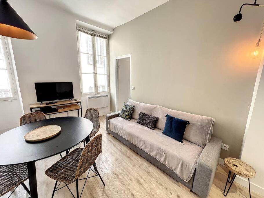 Appartement Lumineux Au Coeur De La Joliette *