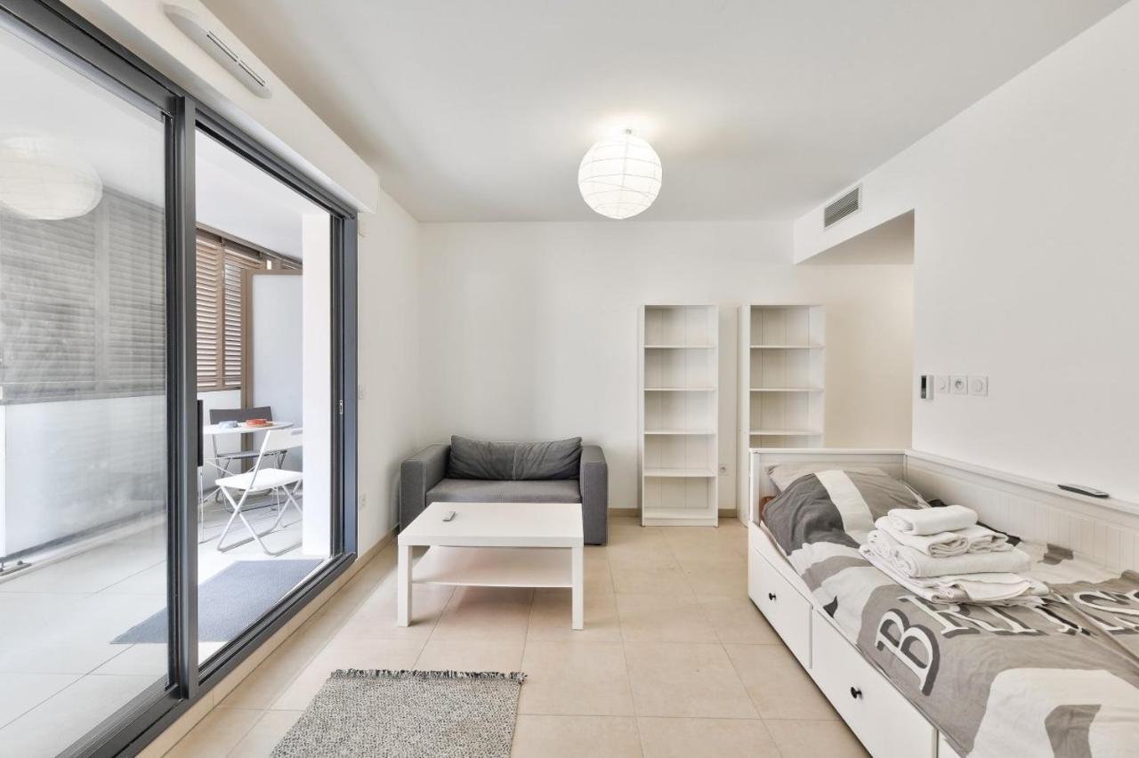 T1 Avec Terrasse Vue Sur La Major Apartment Marseilles