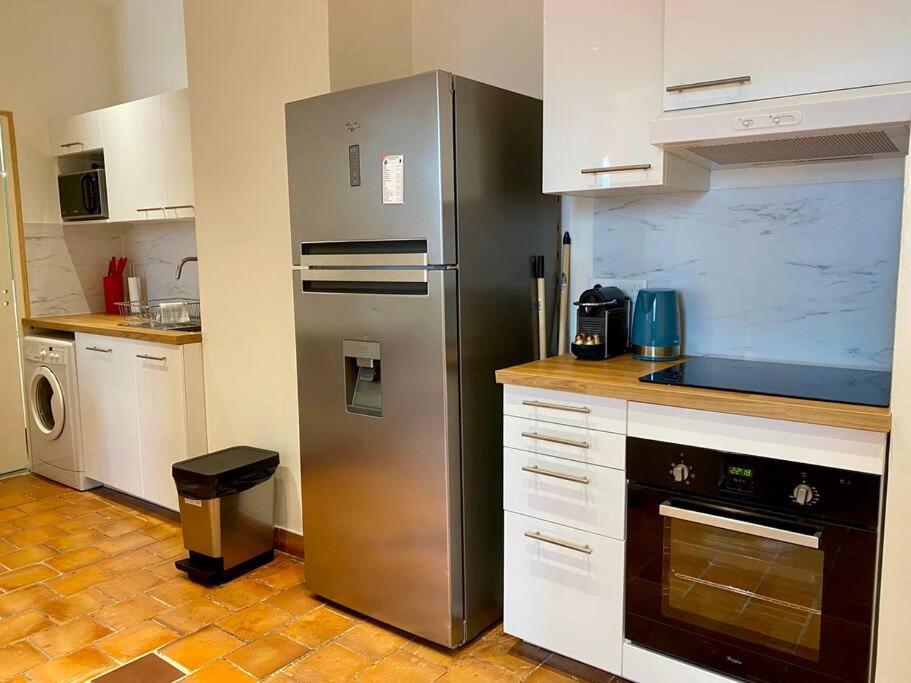 Apartment Centre Ville, Vieux Port 65m2 Marseille
