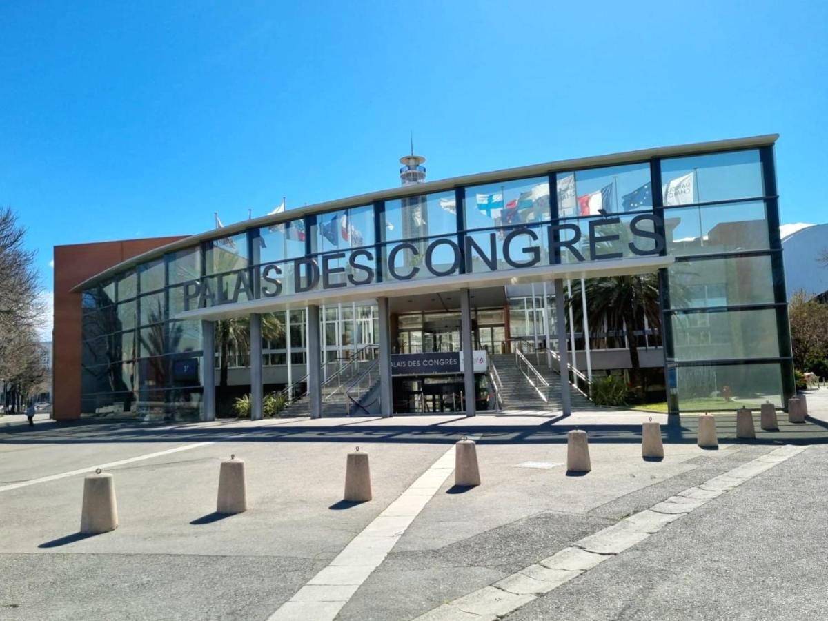T2 Renove Proche Plage Vieille Chapelle * Marseille