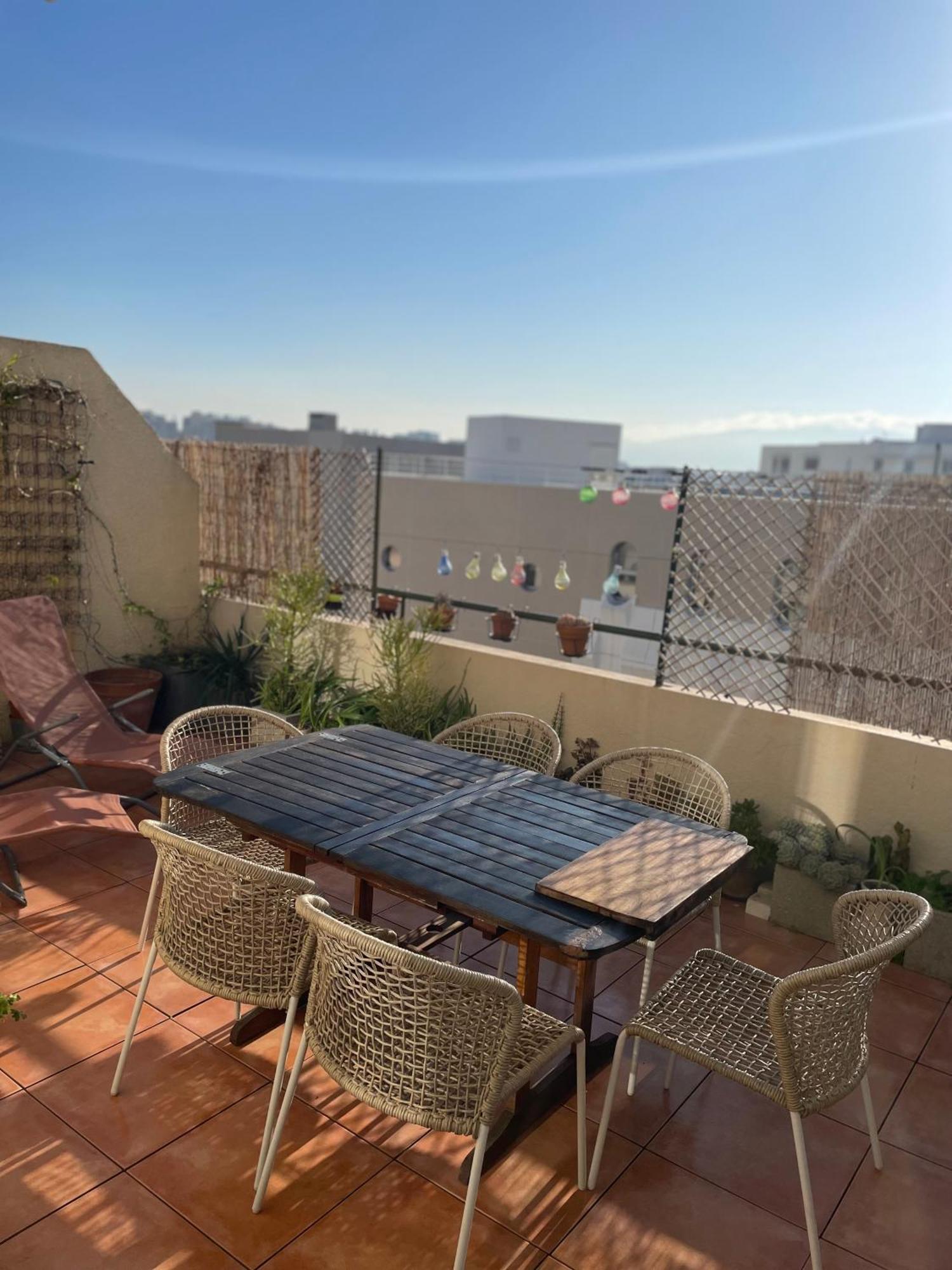 4 Personnes 60 M2 Terrasse 35m2 Sejour Sud 2 Vraies Gare Saint-charles Universite Marsella