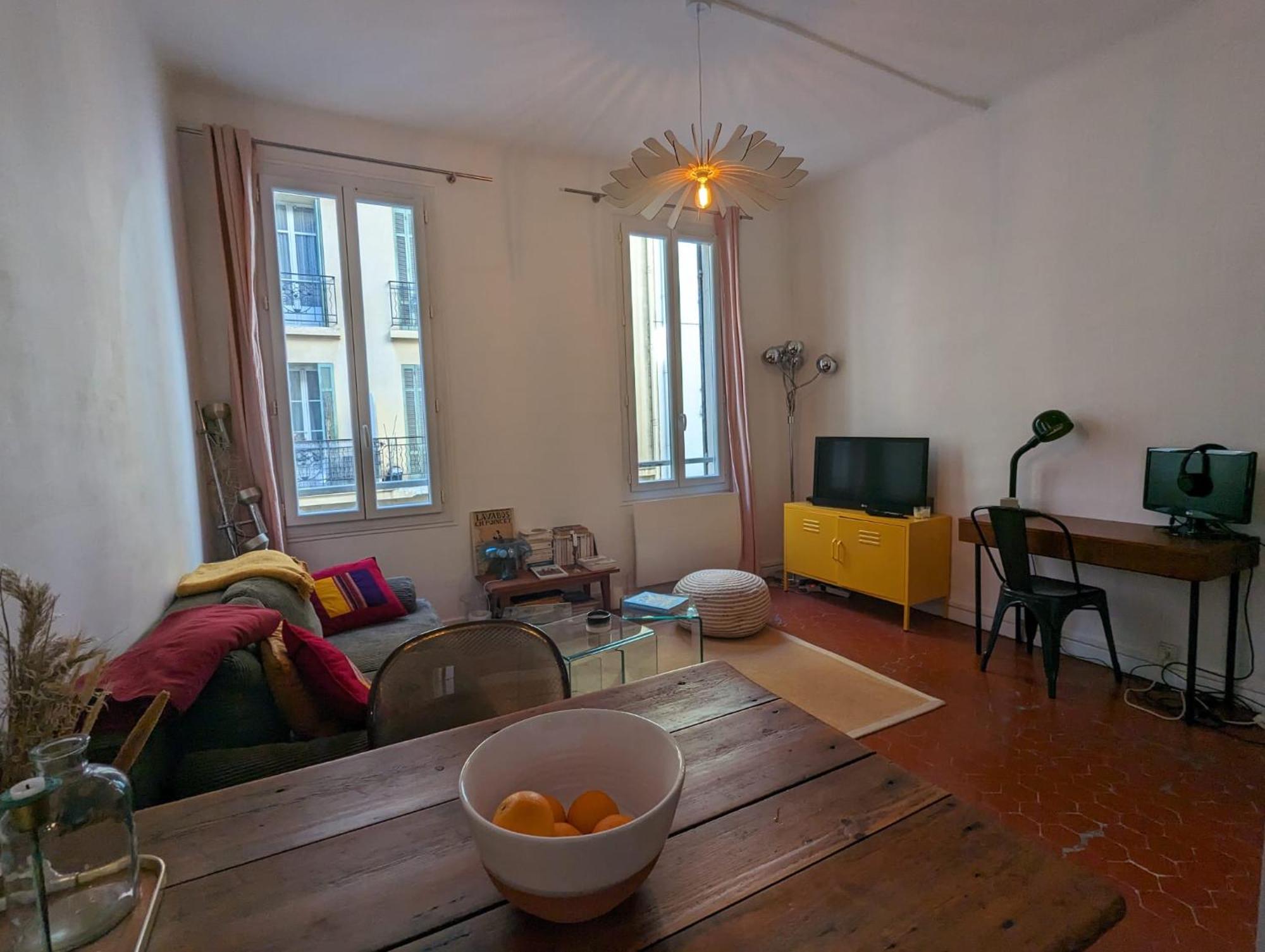3 Nights Minimum, Renovated Entire Flat, Of Marseille, 4 People, 1first Floor Căn hộ Marseille