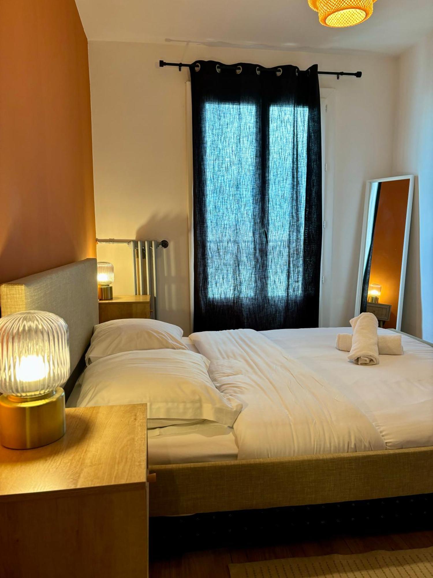 Renove Avec Balcon A La Joliette Marseilles