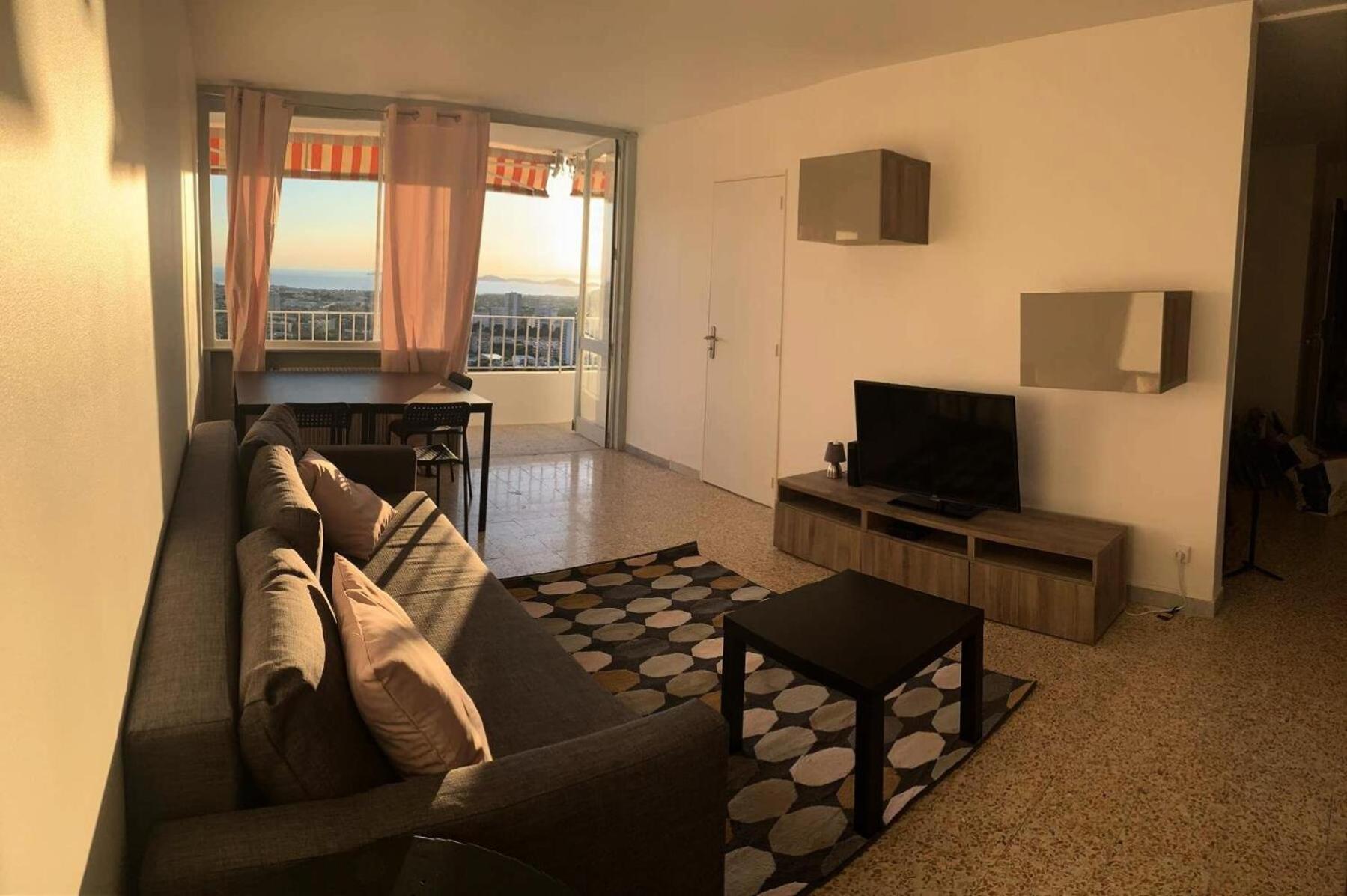 Rouviere - Grand Vue Petit Budget Mae-8124 Marseille