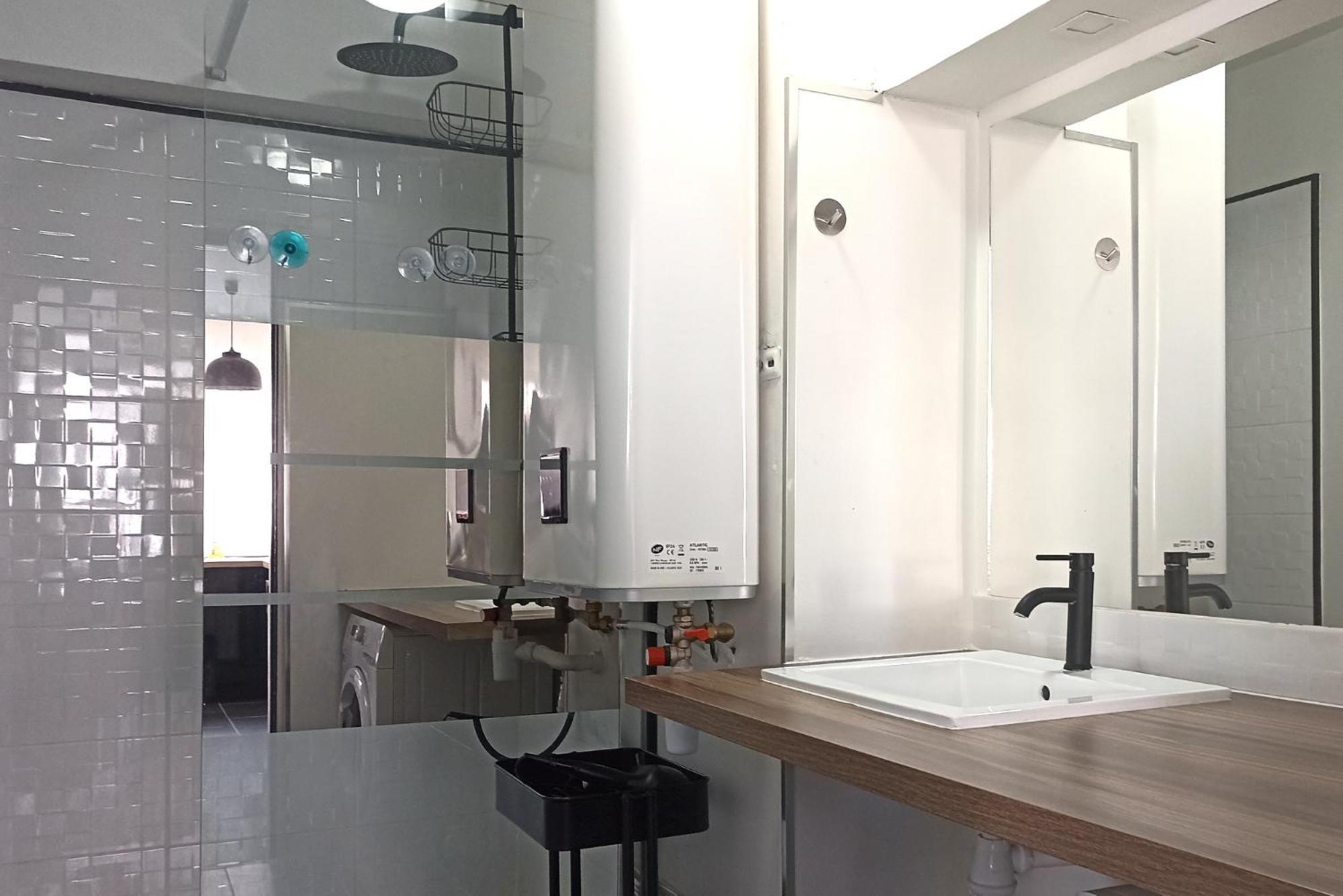 Apartment Au Coeur De La Joliette Proche Des Terrasses Marseilles