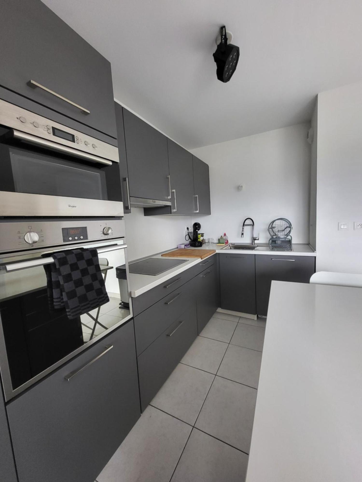 Apartment T3 Spacieux Et Paisible Avec Deux Places Parking Proche Vieux Port Marseille