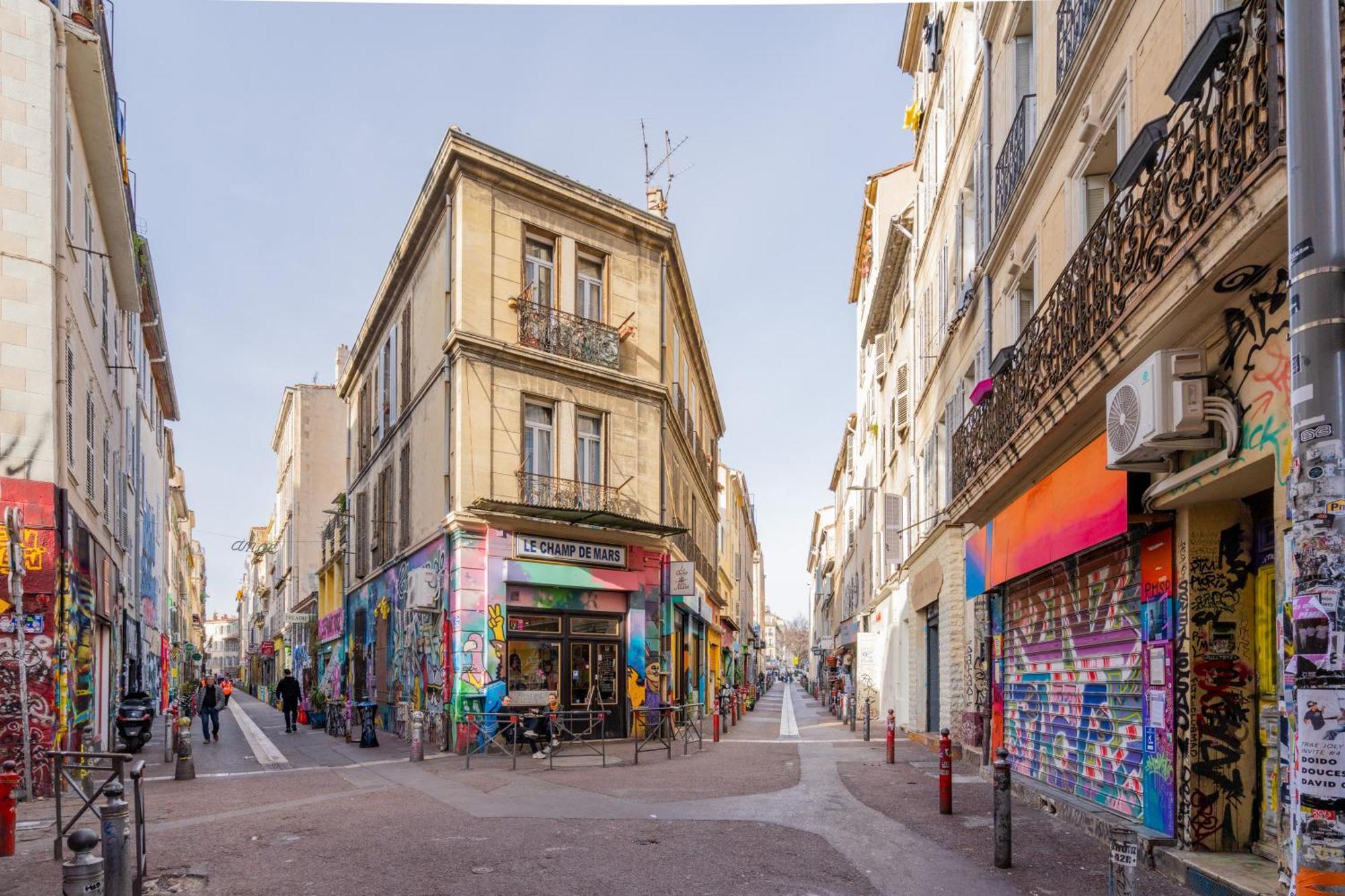 De Charme Au Coeur De La Plaine By Weekome Apartment