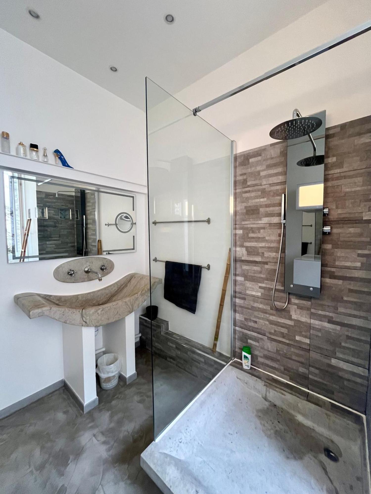 Apartamento Sur La Corniche Kennedy Face A La Marselha