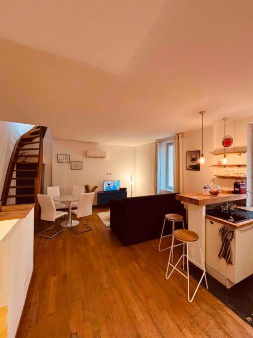 Apartment Sublime Rooftop Cinq-avenues Longchamp