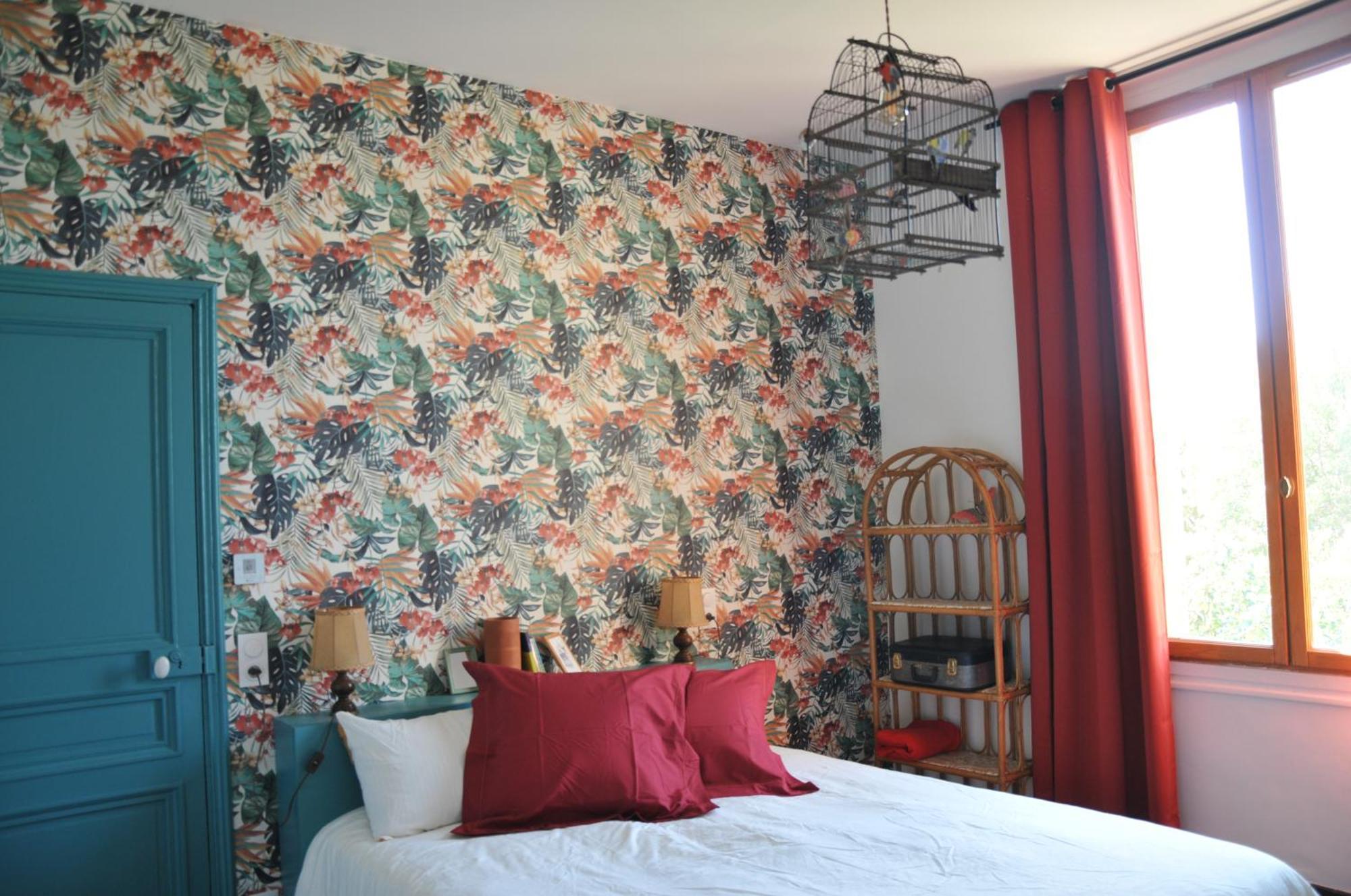 Maison Entiere Avec Un Grand Jardin A 15 Min Du Centre En Transports: Bienvenue A Qg ! Villa