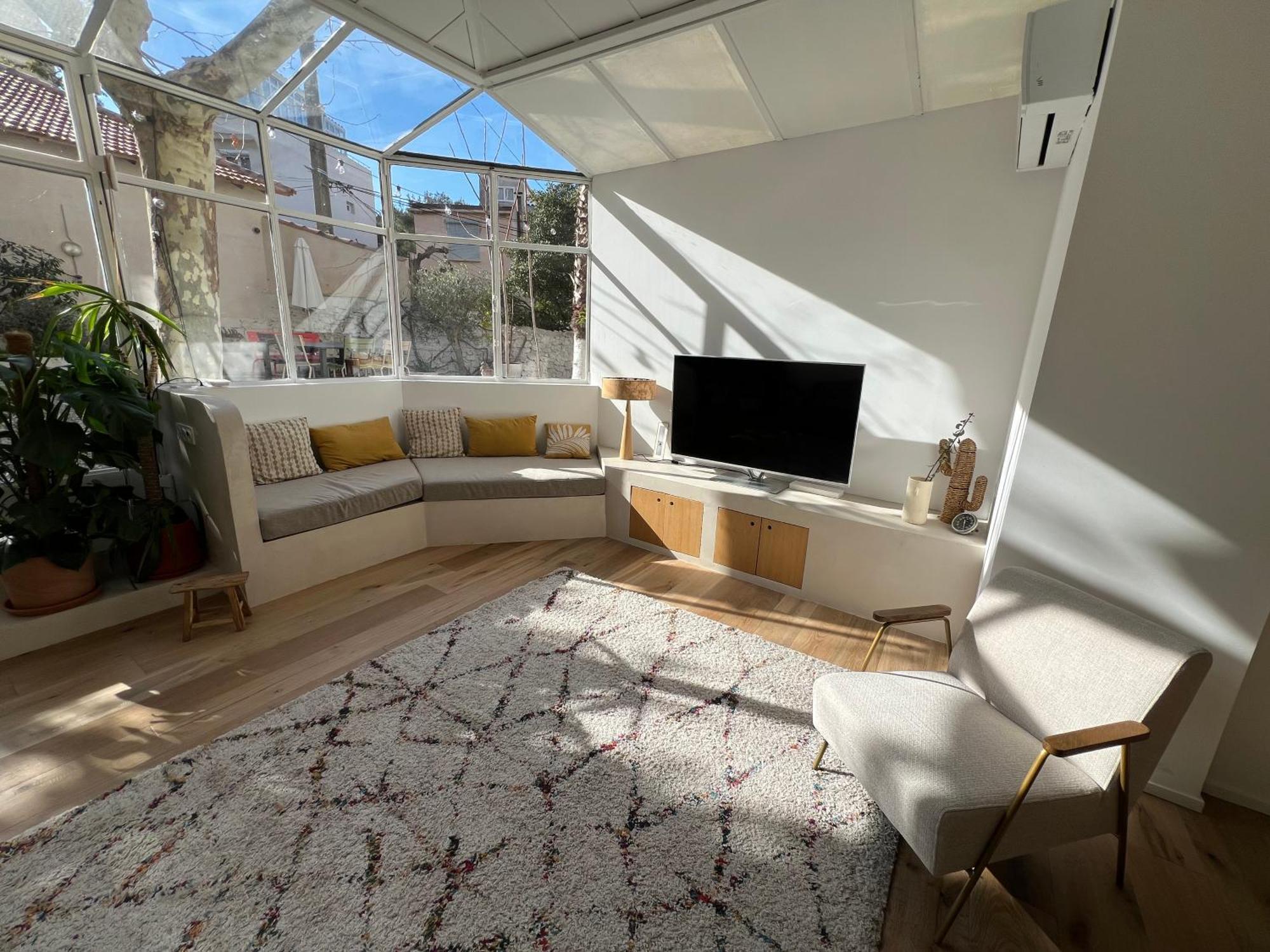 Bord De Mer, Magnifique De 150m2 Avec Jardin Appartement Marseilles