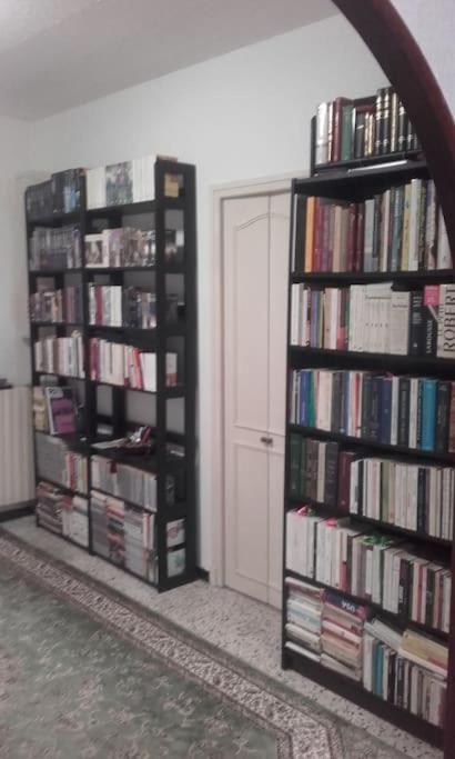 Apartment 2p. Jardin Calme Centre-ville *