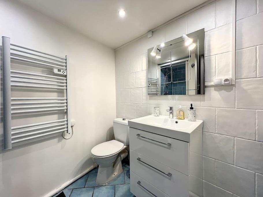 Charming Mezzanine - Historic District - Les Freres De La Loc' Apartamento Marsella