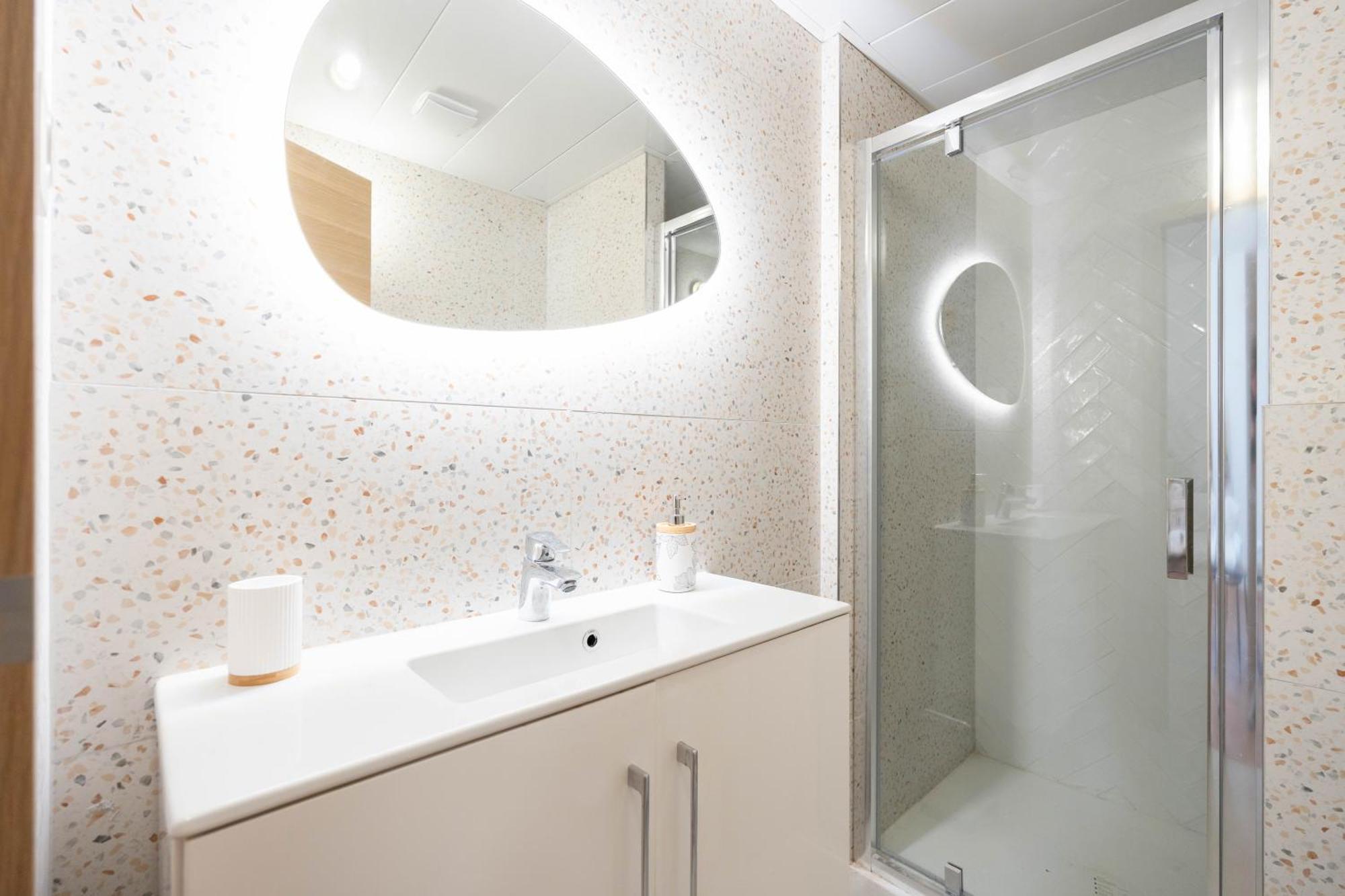 Les Petits Pavillons Standing 1 4 Pers Clim Vieux-port Apartment Marseille