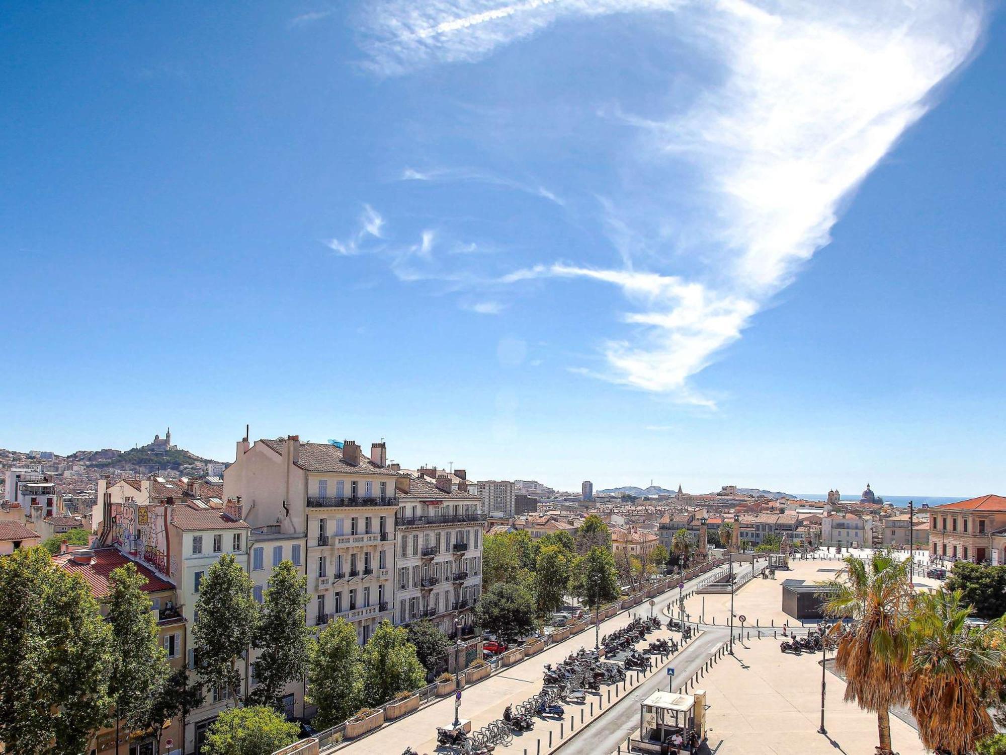 Ibis Centre Gare Saint Charles Hotel 3*