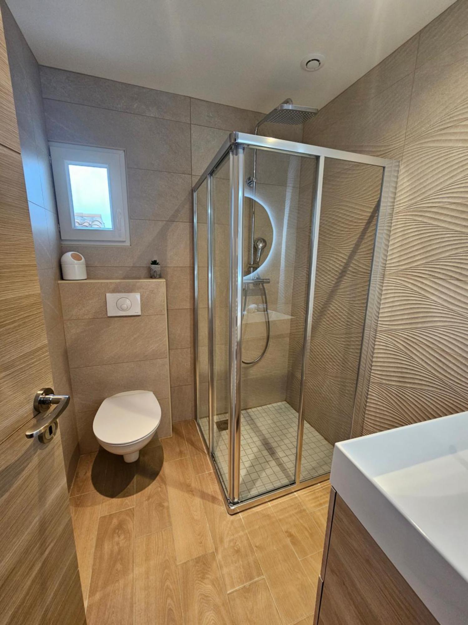 O Balinais Mini Avec Et Piscine Privative Marseille