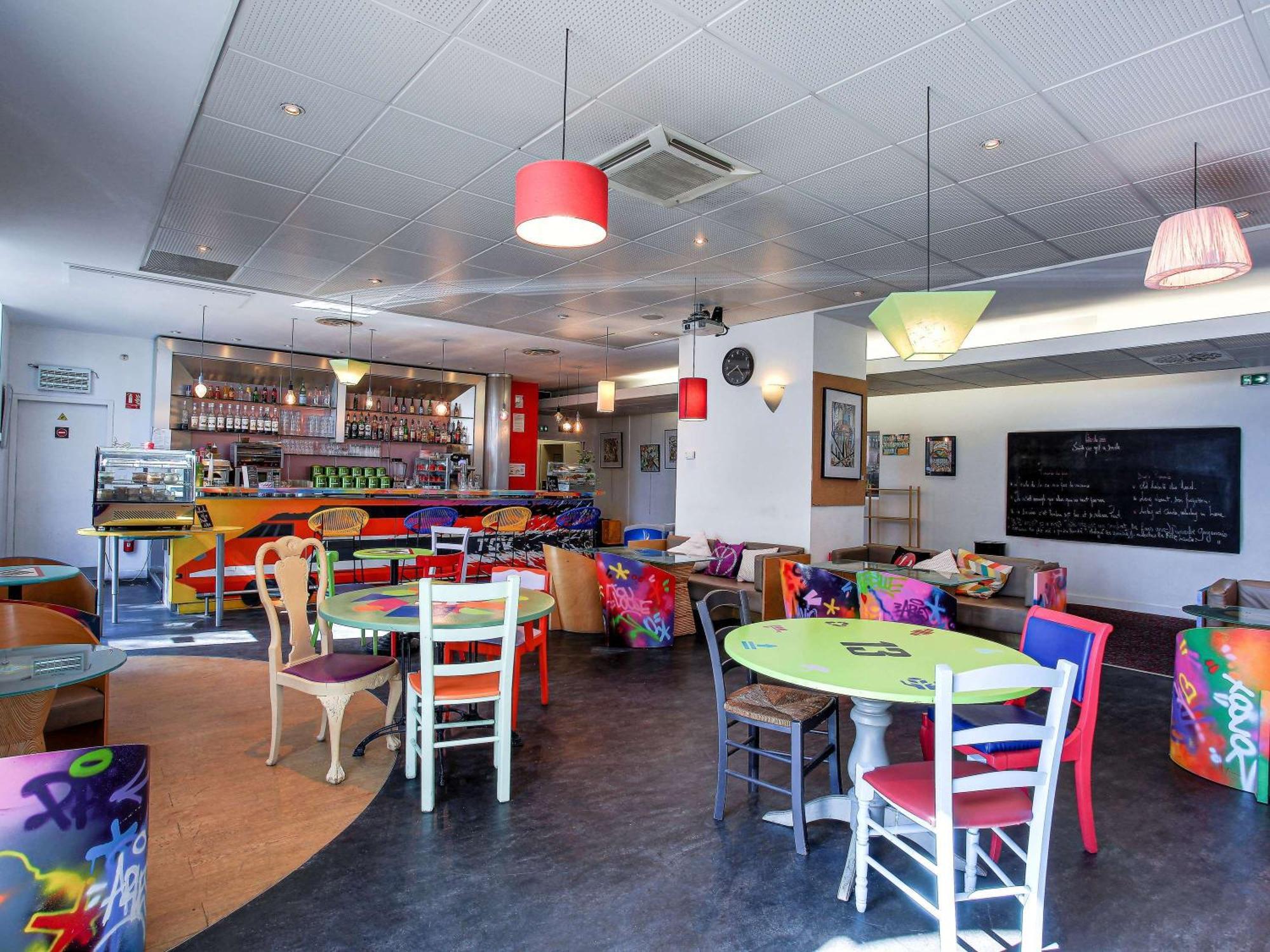 Hotel Ibis Centre Gare Saint Charles 3*