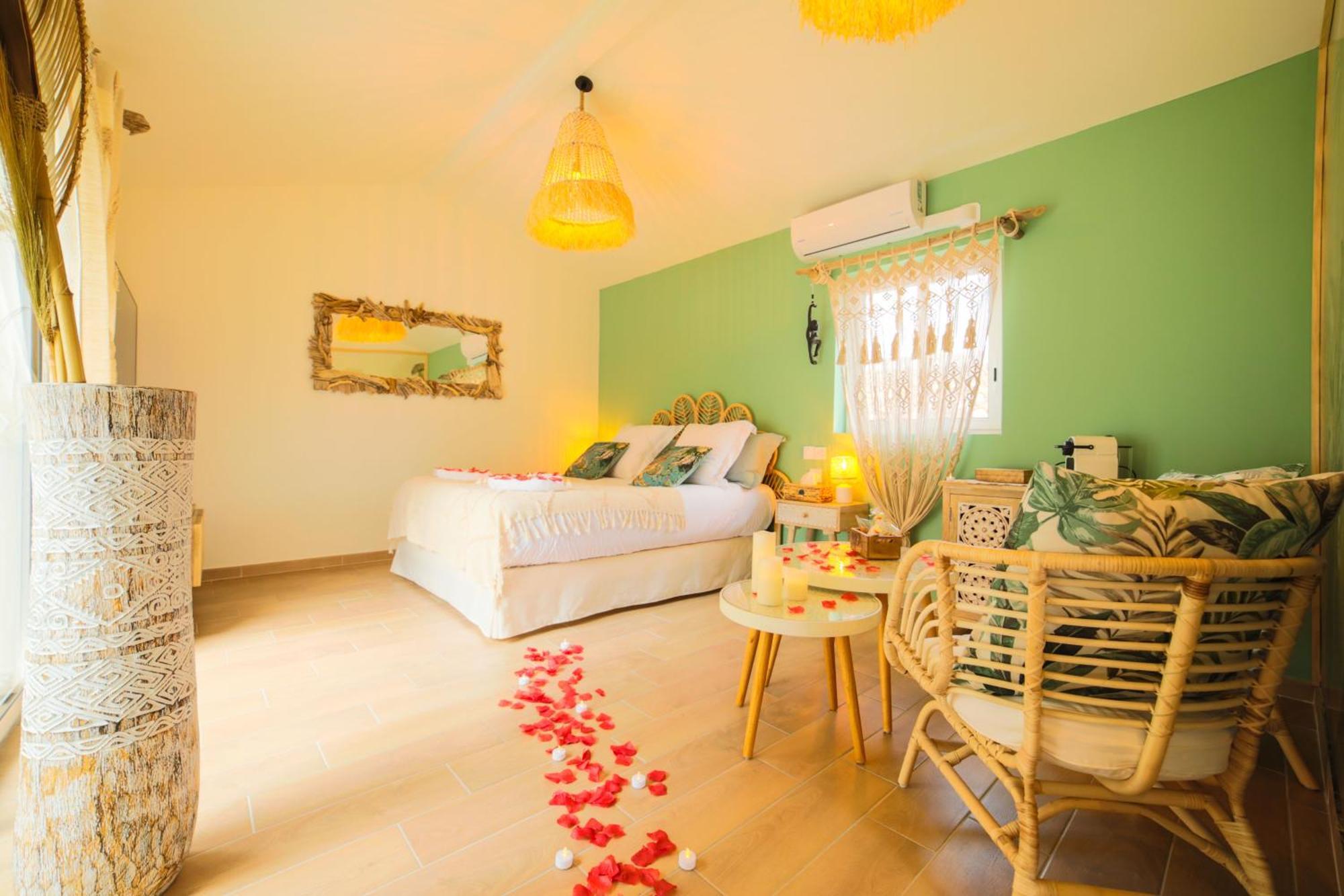 O Balinais Mini Avec Et Piscine Privative Bed & Breakfast *