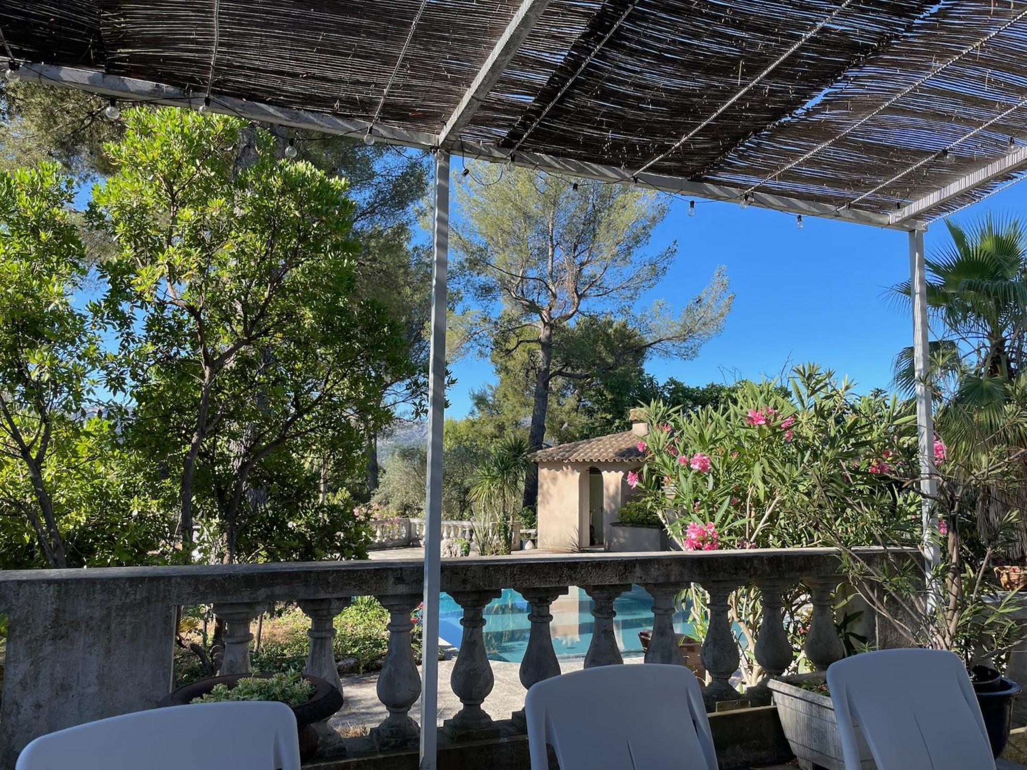 Biệt thự Grand Cedre Marseille