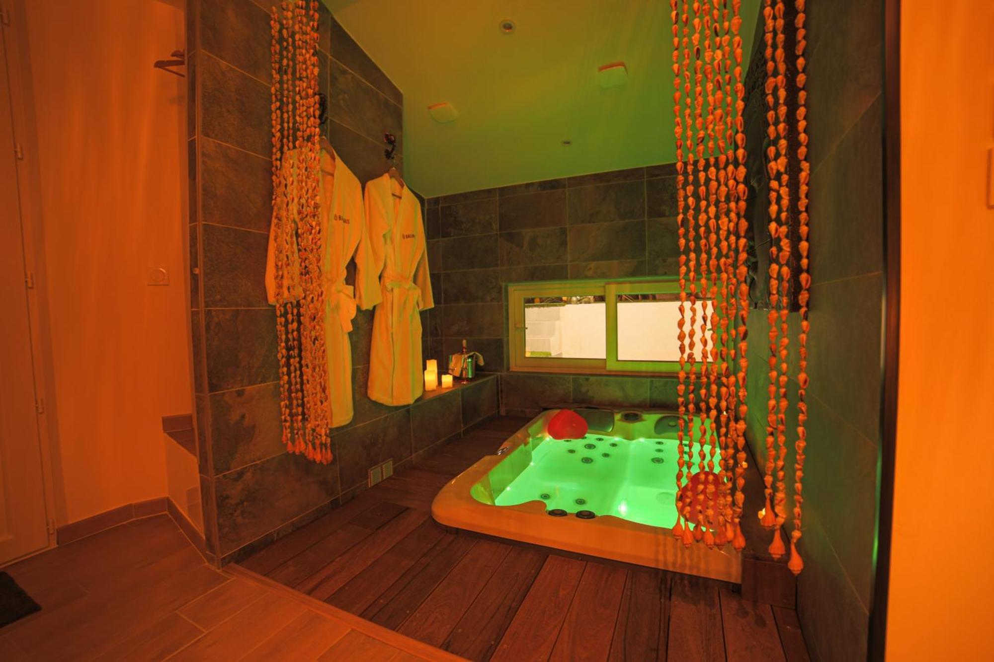 Bed & Breakfast O Balinais Mini Avec Et Piscine Privative Marseille