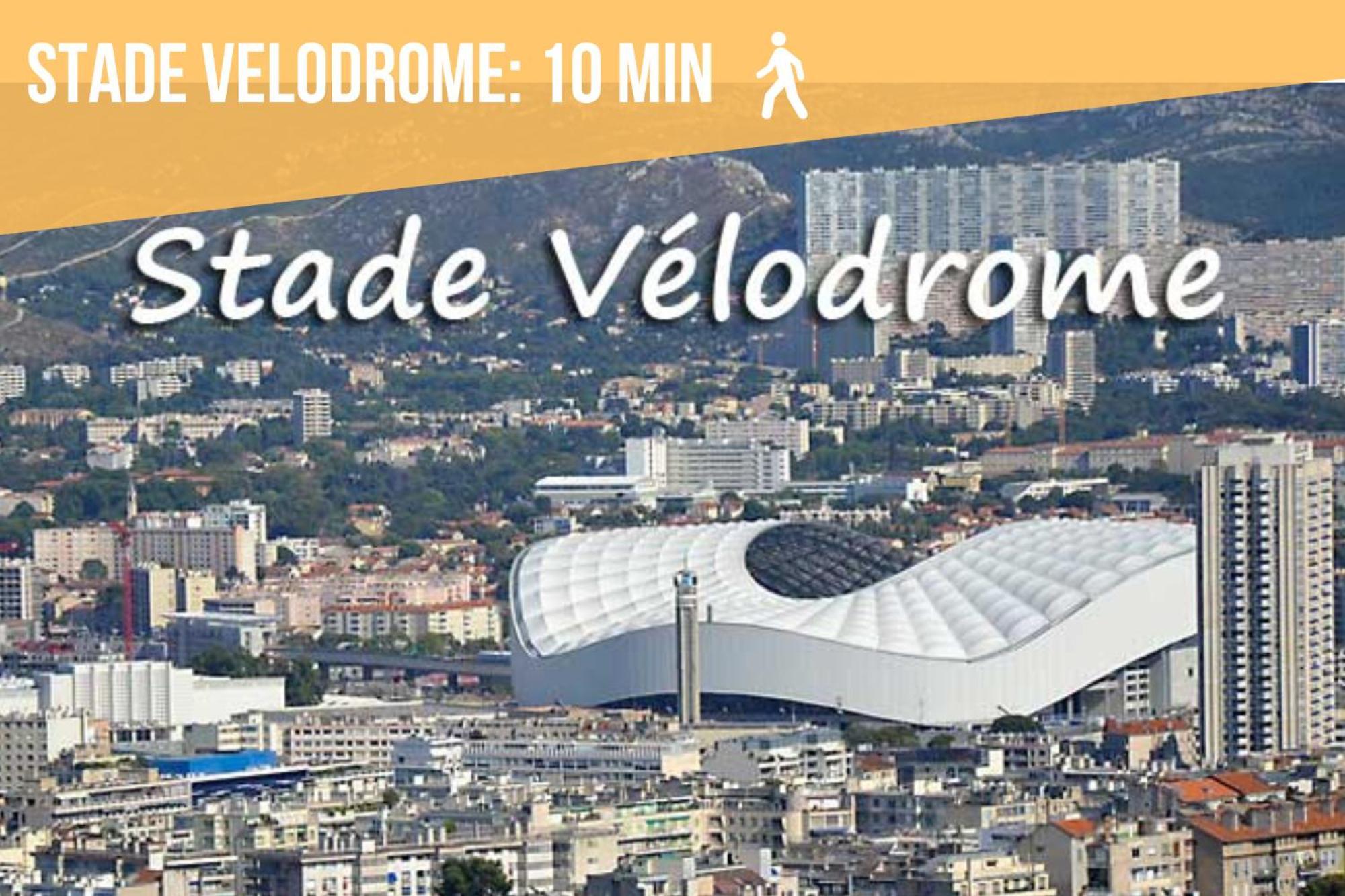 Apartment Ideal Couple, Family & Friends - Calme, Lumineux, Balcon - Proche Plages 2km - Velodrome A 10min - Olympique Marina - Climatisation & Parking Prive Marseille