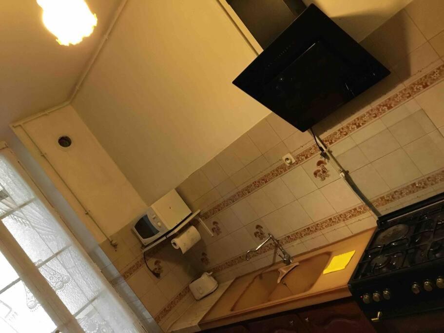 Flc-charm Of Old- Large 3 -st Charles- Box 1 Car Extra Apartment *