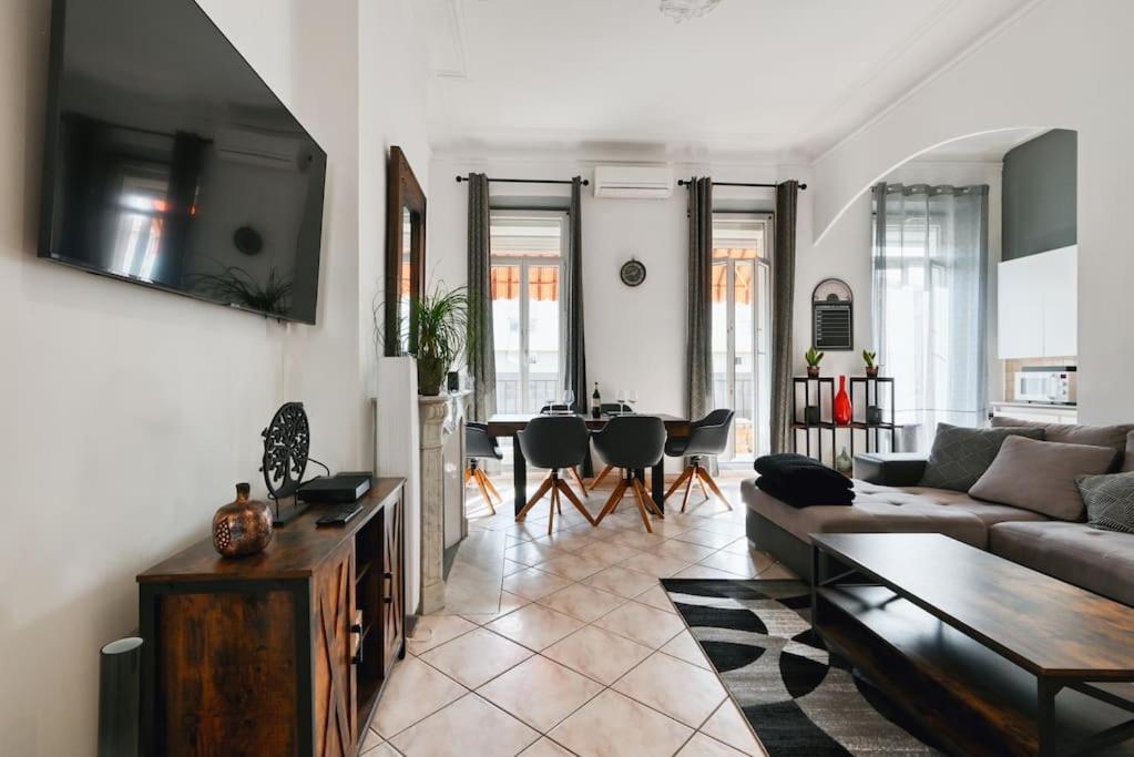 Căn hộ Spacieux Et Elegant A Chave Centre Marseille