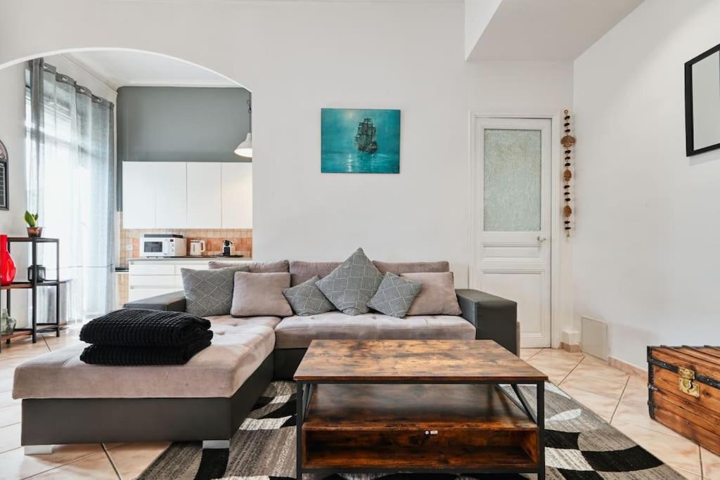 Spacieux Et Elegant A Chave Centre Căn hộ Marseille