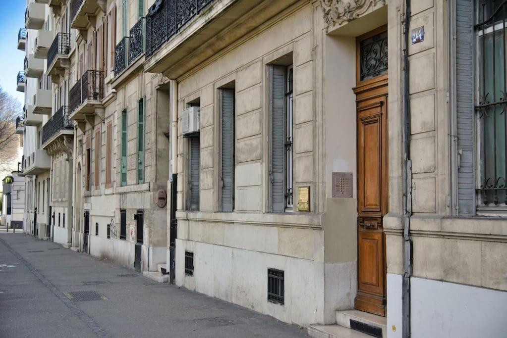 Căn hộ Spacieux Et Elegant A Chave Centre Marseille