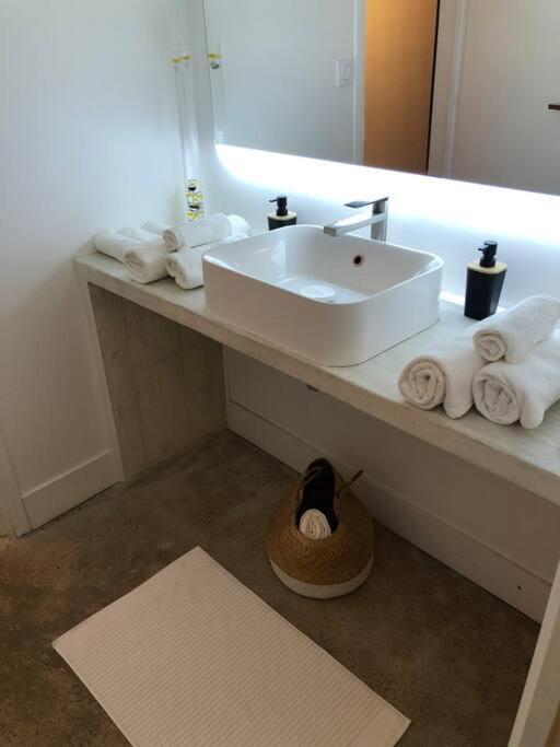 Jfk Villa Marseilles