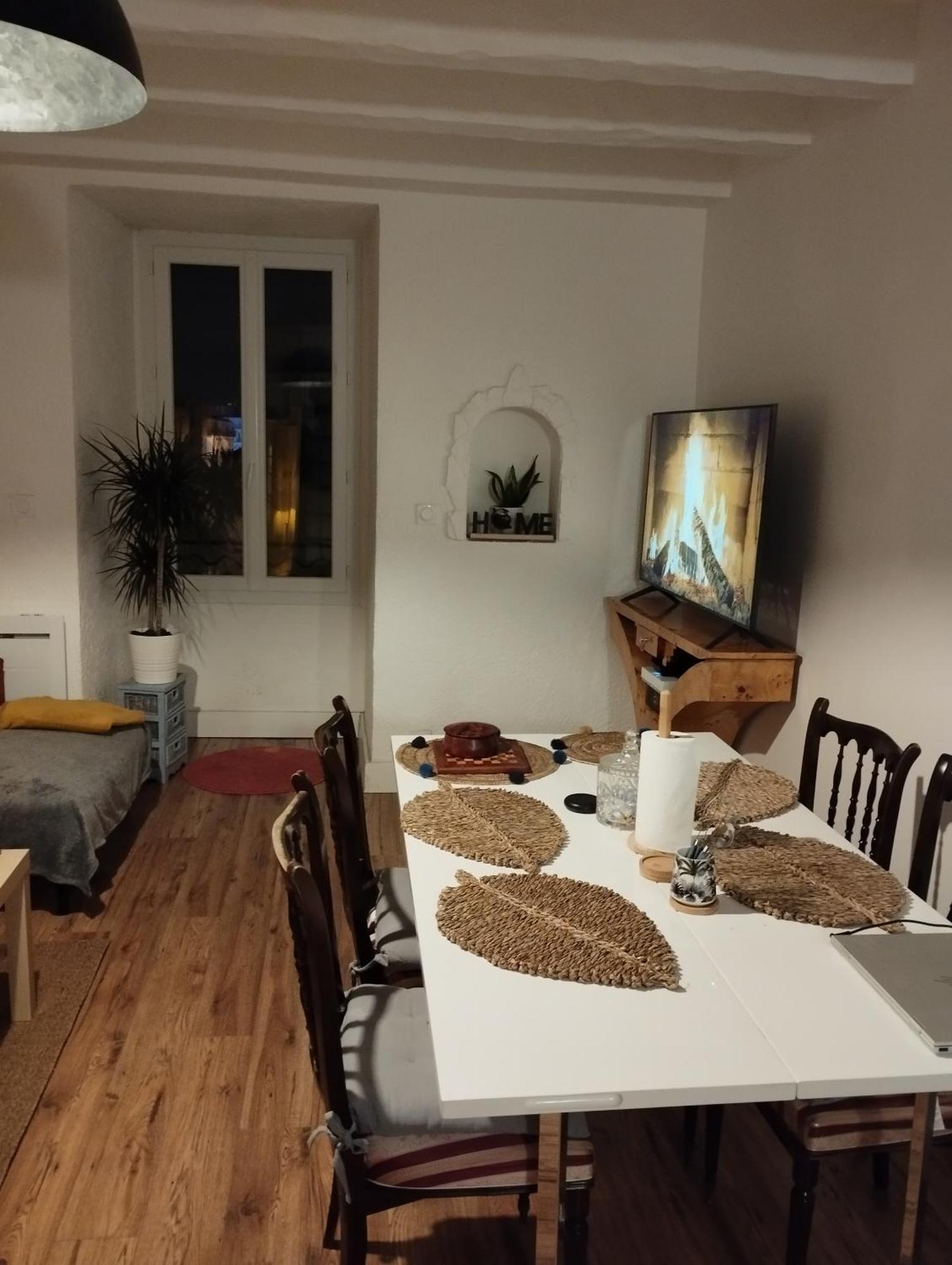Coeurvillemarseille Apartamento *