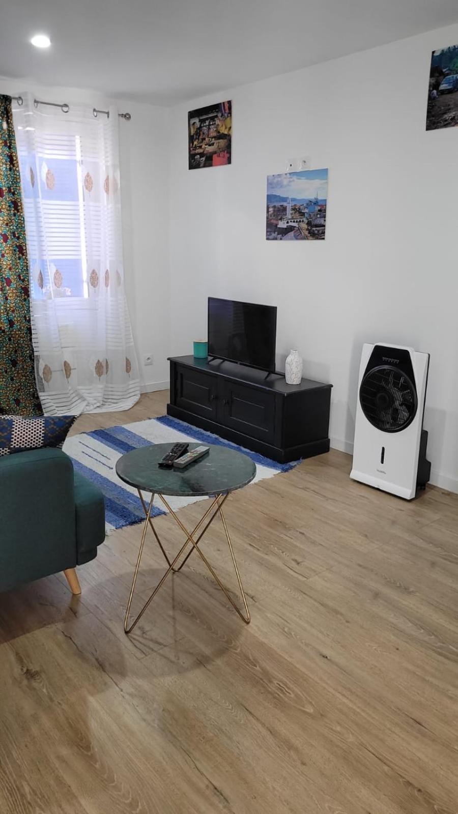 Apartment Charment T2 Quartier Createurs,metro Crs Julien. *