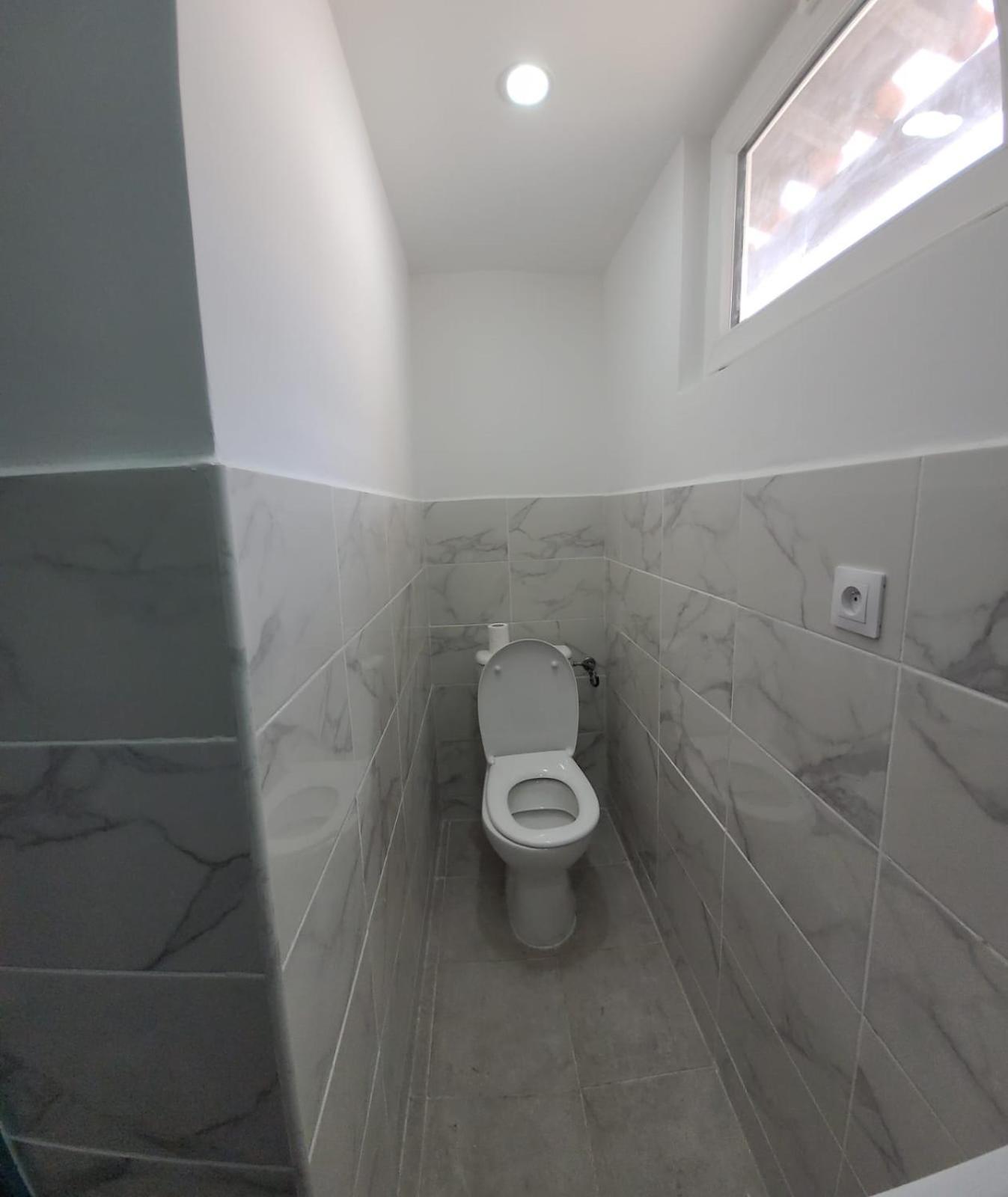 Apartment Charment T2 Quartier Createurs,metro Crs Julien. *